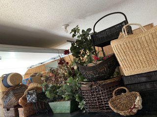 Property photo 582 - TIMED ONLINE ONLY PERSONAL PROPERTY AUCTION IN ALLEN COUNTY, INDIANA