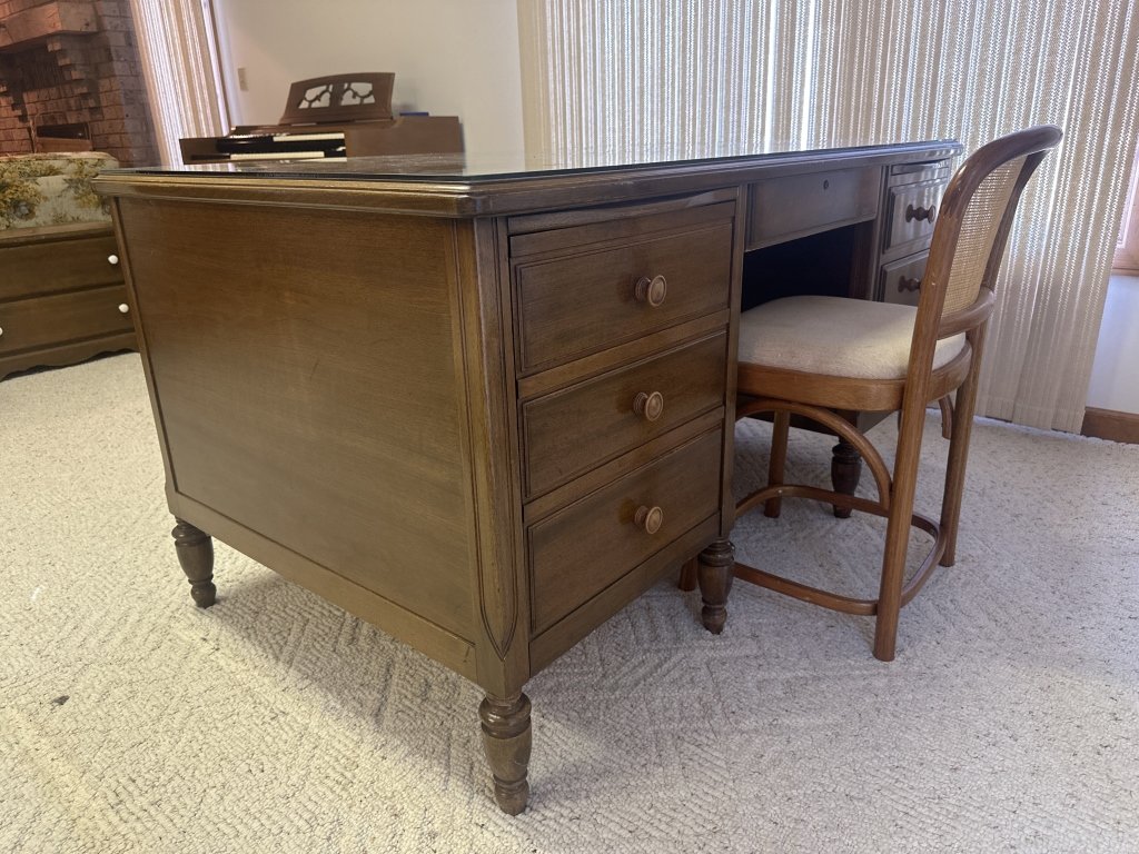 Property photo 614 - TIMED ONLINE ONLY PERSONAL PROPERTY AUCTION IN ALLEN COUNTY, INDIANA