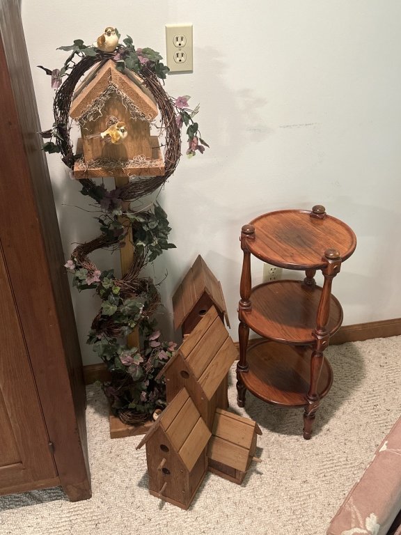Property photo 671 - TIMED ONLINE ONLY PERSONAL PROPERTY AUCTION IN ALLEN COUNTY, INDIANA