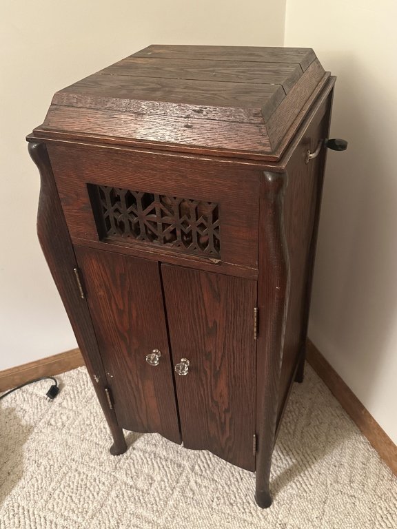 Property photo 705 - TIMED ONLINE ONLY PERSONAL PROPERTY AUCTION IN ALLEN COUNTY, INDIANA