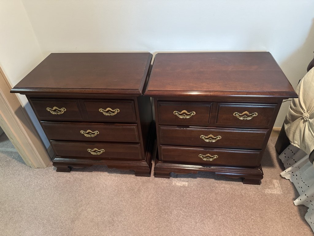 Property photo 906 - TIMED ONLINE ONLY PERSONAL PROPERTY AUCTION IN ALLEN COUNTY, INDIANA