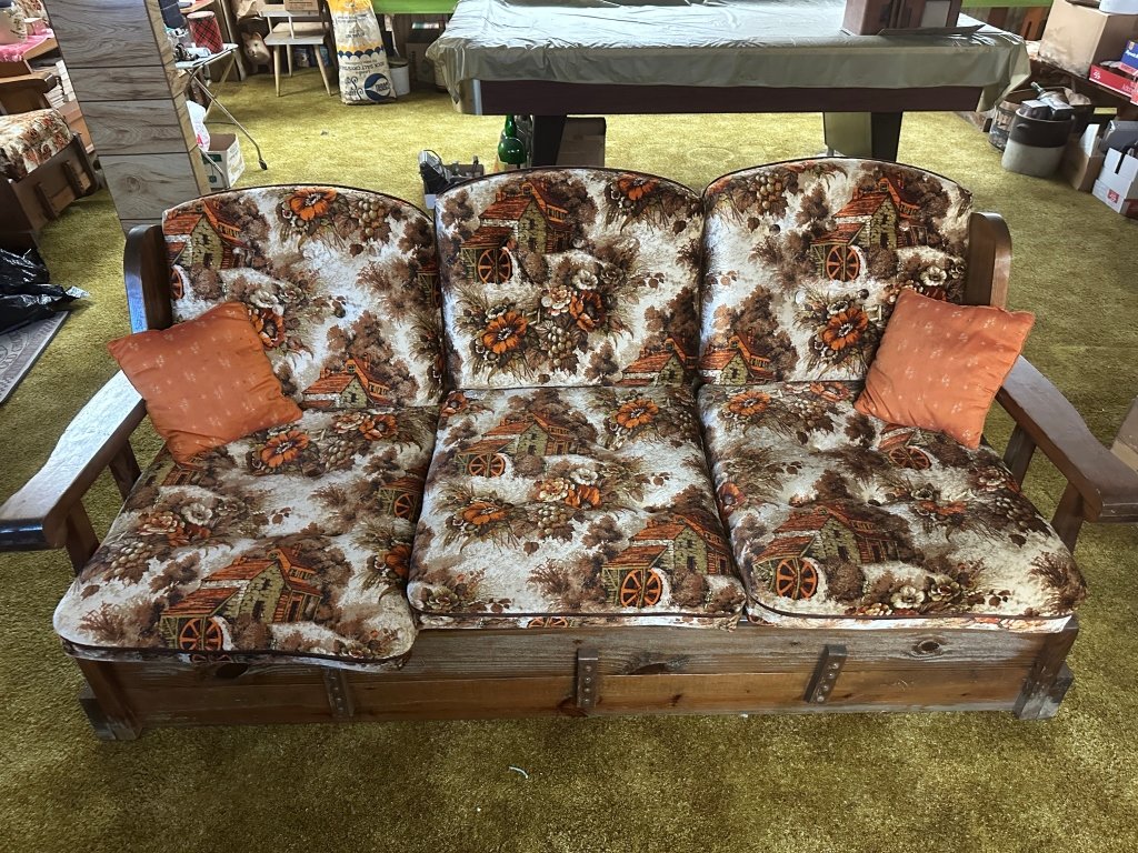 Property photo 392 - TIMED ONLINE ONLY PERSONAL PROPERTY AUCTION IN ALLEN COUNTY, INDIANA