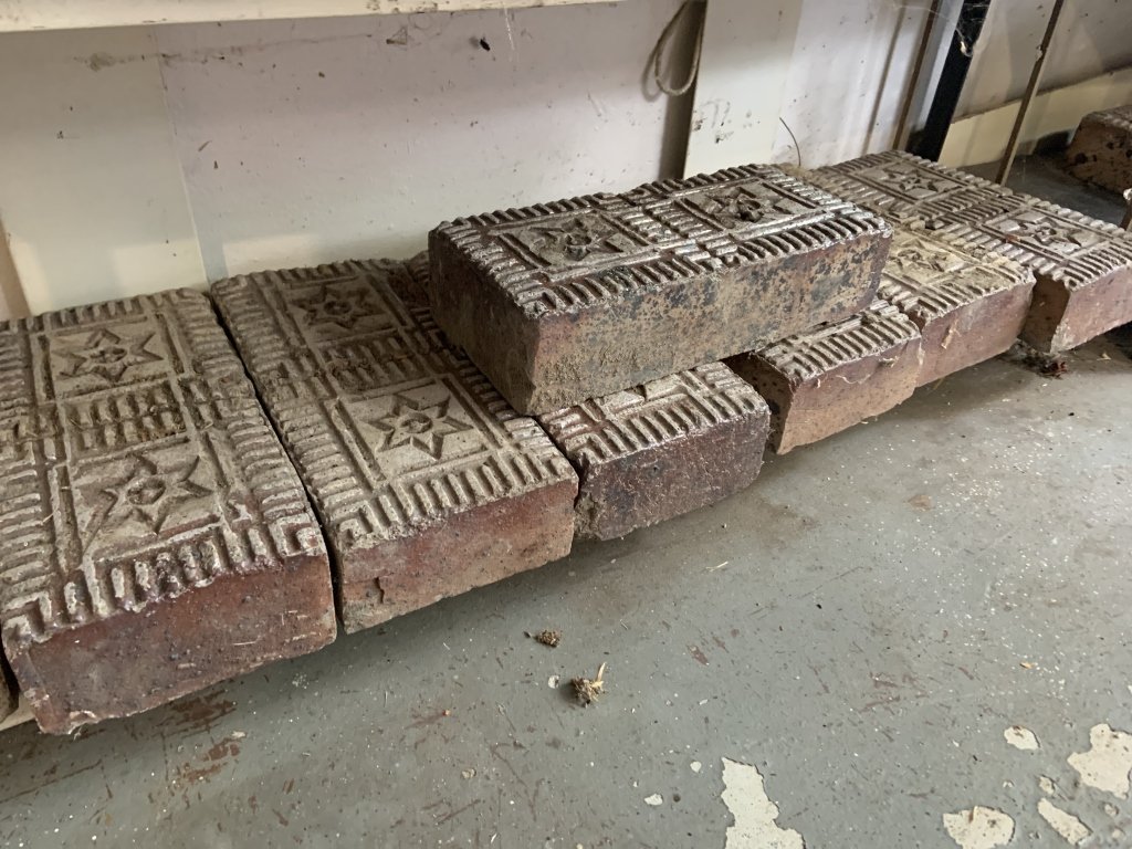 Property photo 432 - TIMED ONLINE ONLY PERSONAL PROPERTY AUCTION IN ALLEN COUNTY, INDIANA