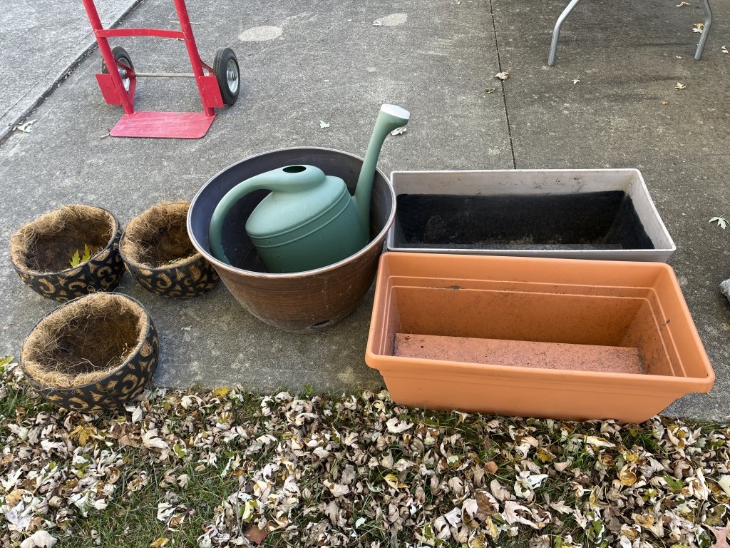 Property photo 654 - TIMED ONLINE ONLY PERSONAL PROPERTY AUCTION IN ALLEN COUNTY, INDIANA