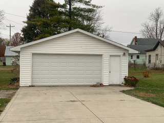 Property photo 9 - REAL ESTATE AUCTION - HOME OFFERED IN 1 TRACT IN ALLEN COUNTY, INDIANA