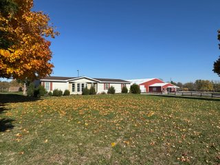 Property photo 3 - REAL ESTATE AUCTION -26+/- ACRES OFFERED IN 1 TRACT IN HANCOCK COUNTY, INDIANA