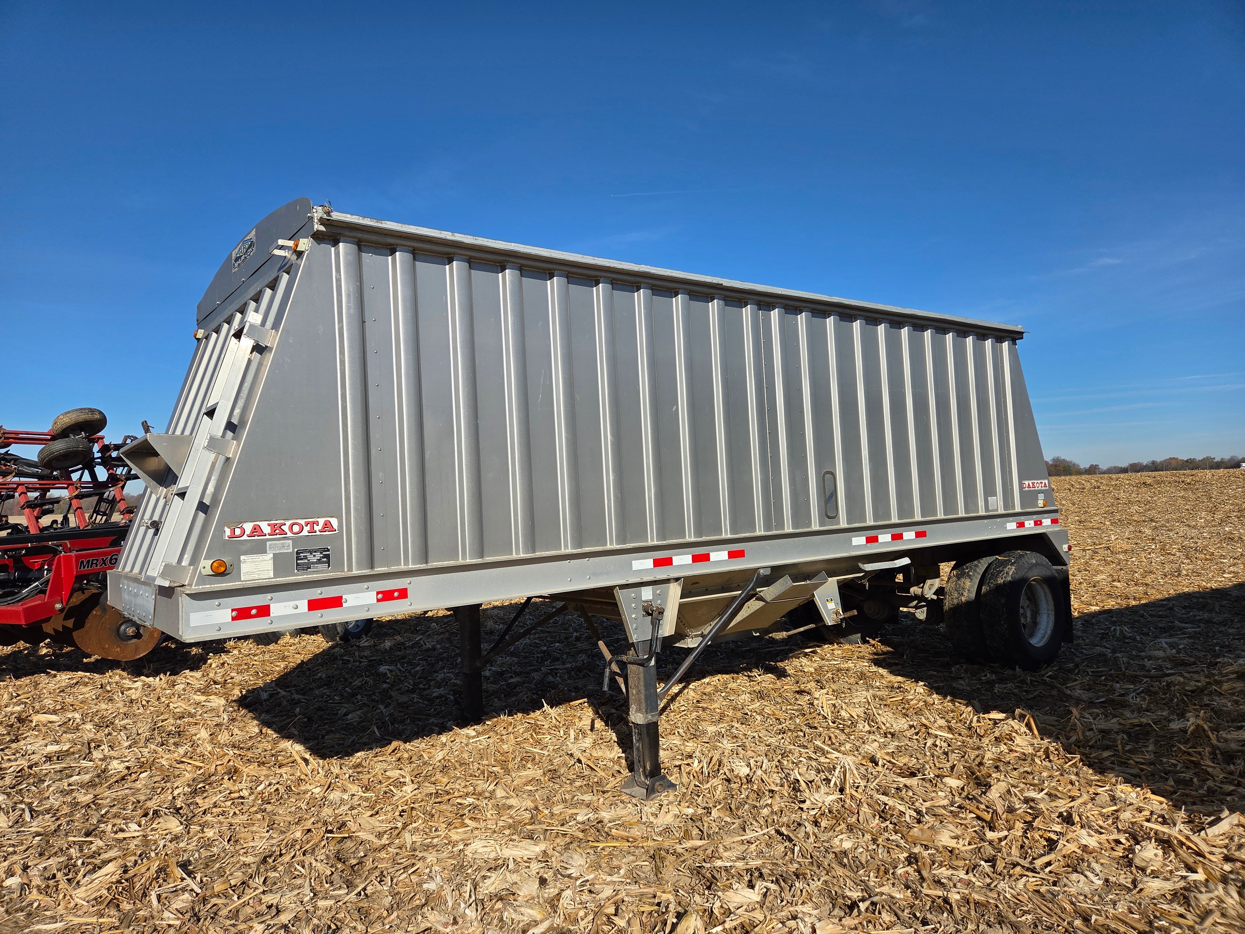 Property photo 37 - TIMED ONLINE ONLY FARM EQUIPMENT AUCTION IN CASS COUNTY, INDIANA