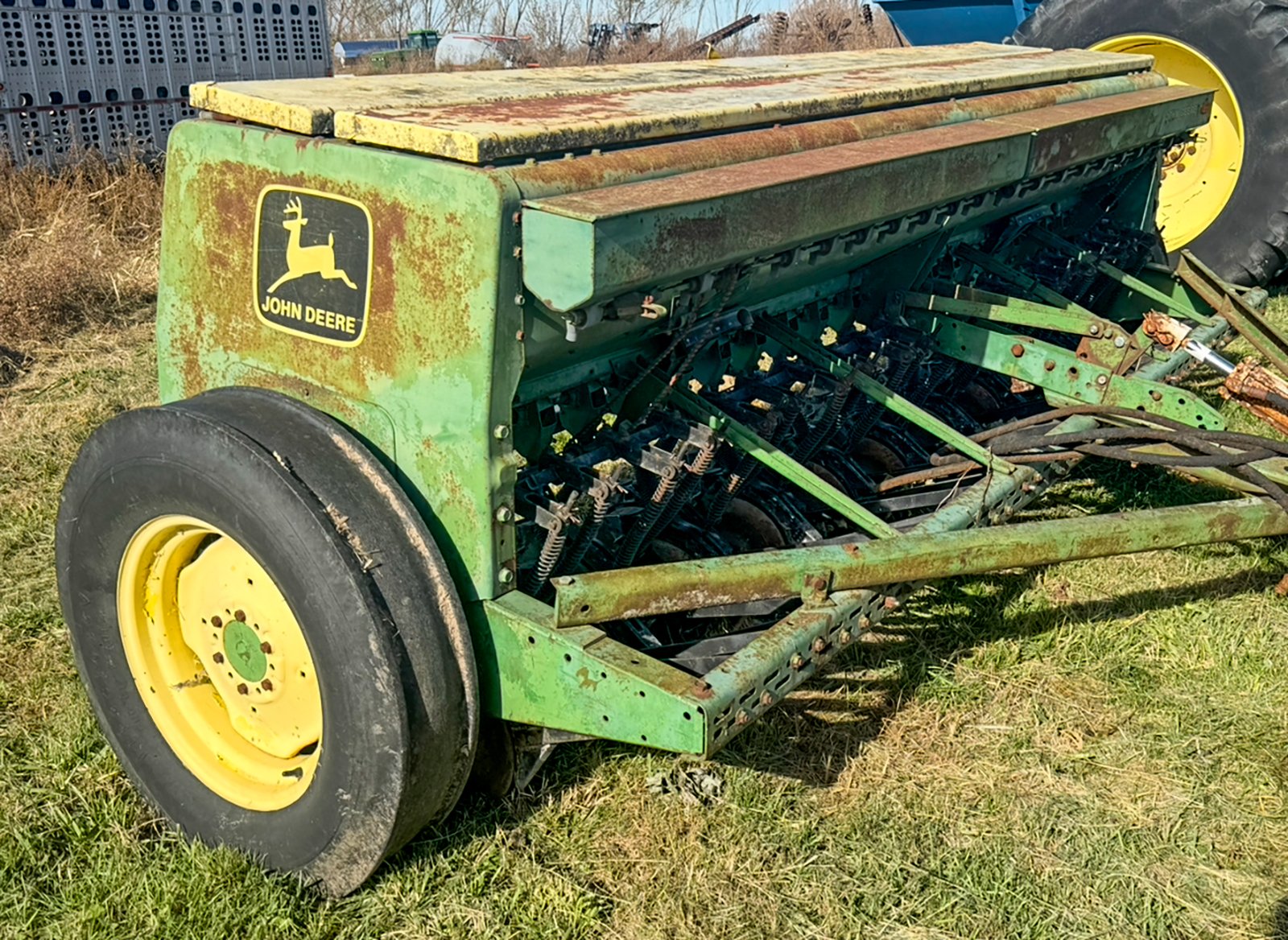 Property photo 4 - TIMED ONLINE ONLY FARM EQUIPMENT AUCTION IN HANCOCK COUNTY, INDIANA