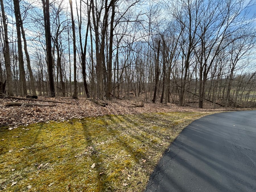 For sale: LAND FOR SALE 2.3+/- ACRES IN WHITLEY COUNTY, INDIANA - S 500 E, Whitley County, Indiana