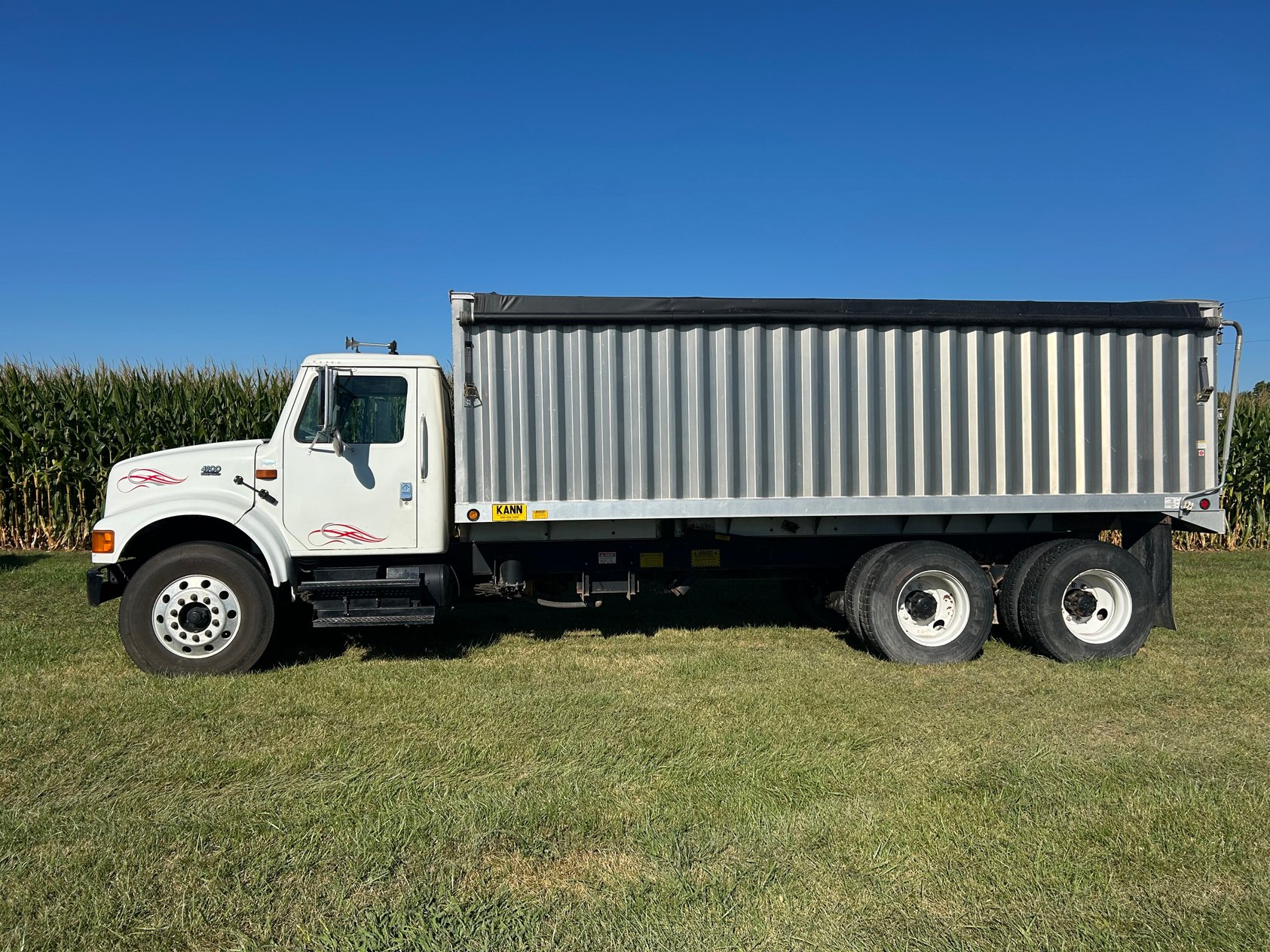 Property photo 24 - FARM EQUIPMENT AUCTION IN FAYETTE COUNTY, OHIO