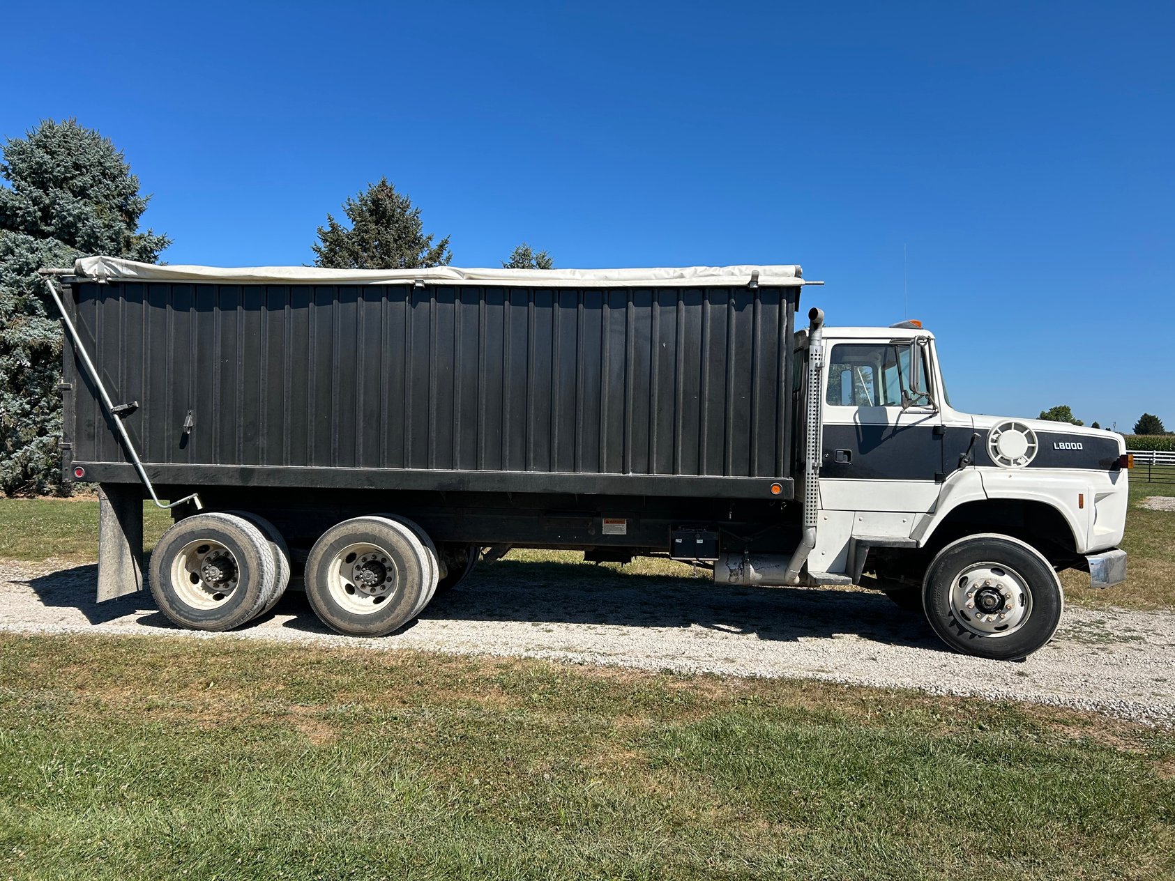 Property photo 22 - FARM EQUIPMENT AUCTION IN FAYETTE COUNTY, OHIO