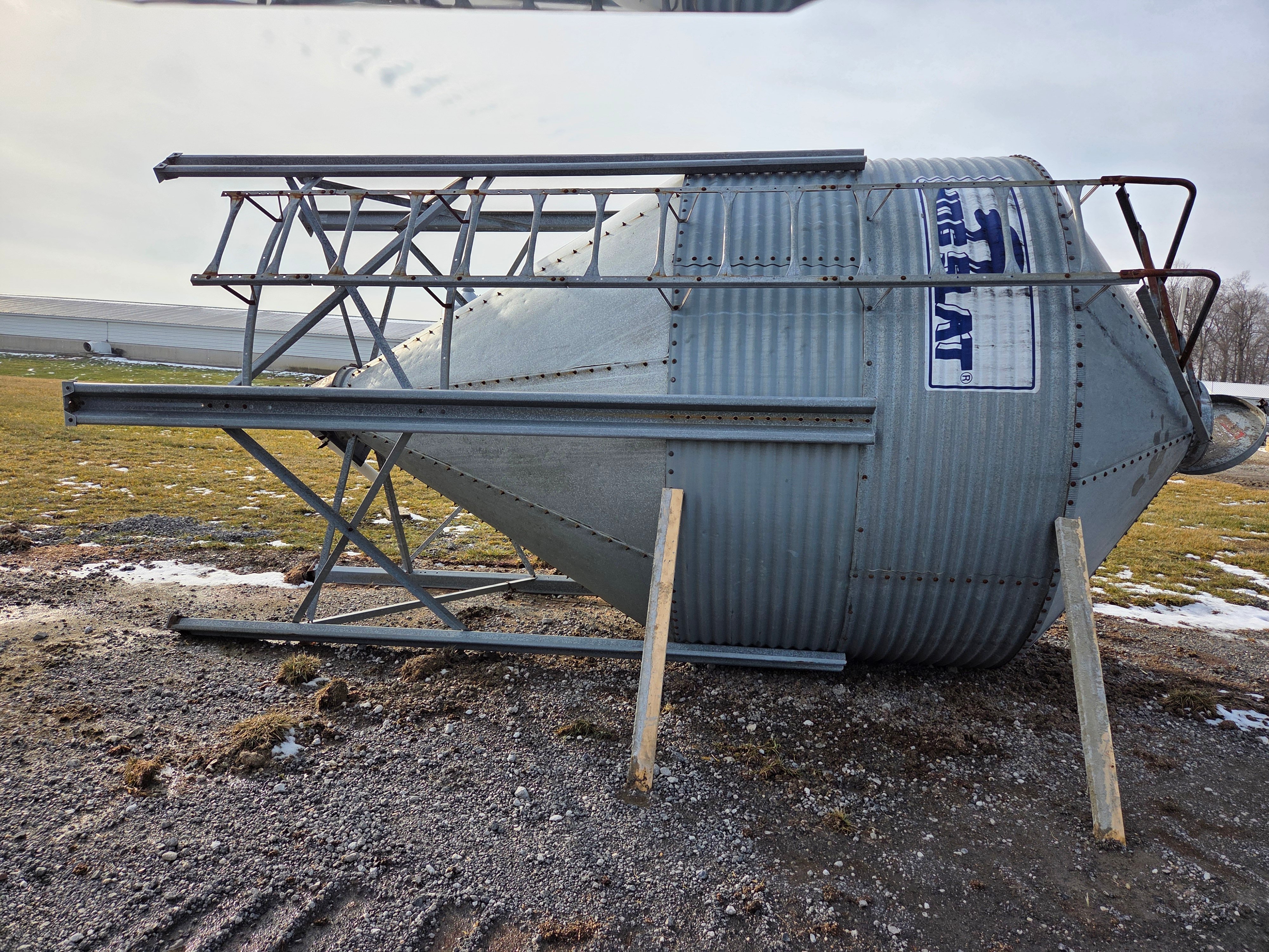 Property photo 28 - TIMED ONLINE ONLY SMALL EQUIPMENT AUCTION
