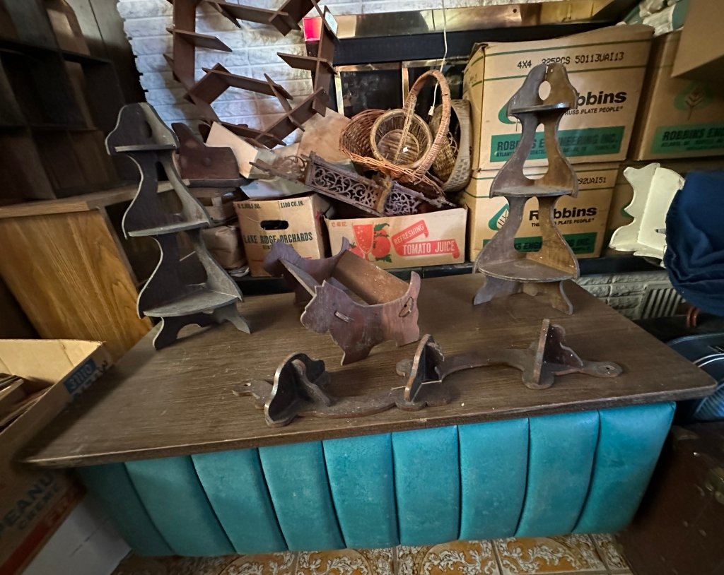 Property photo 192 - TIMED ONLINE ONLY PERSONAL PROPERTY AUCTION IN ALLEN COUNTY, INDIANA