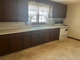 Property photo 12 - TIMED ONLINE ONLY REAL ESTATE AUCTION OFFERED IN 1 TRACT IN WHITLEY COUNTY, INDIANA