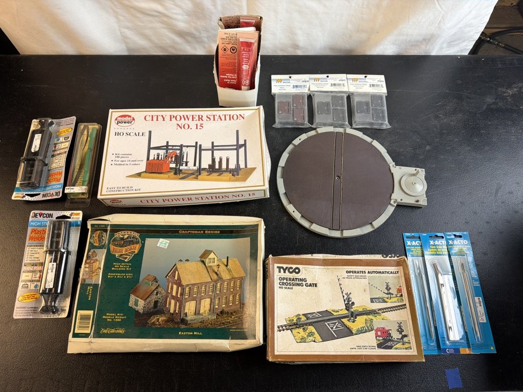 Property photo 44 - TIMED ONLINE ONLY PERSONAL PROPERTY AUCTION IN ALLEN COUNTY, INDIANA