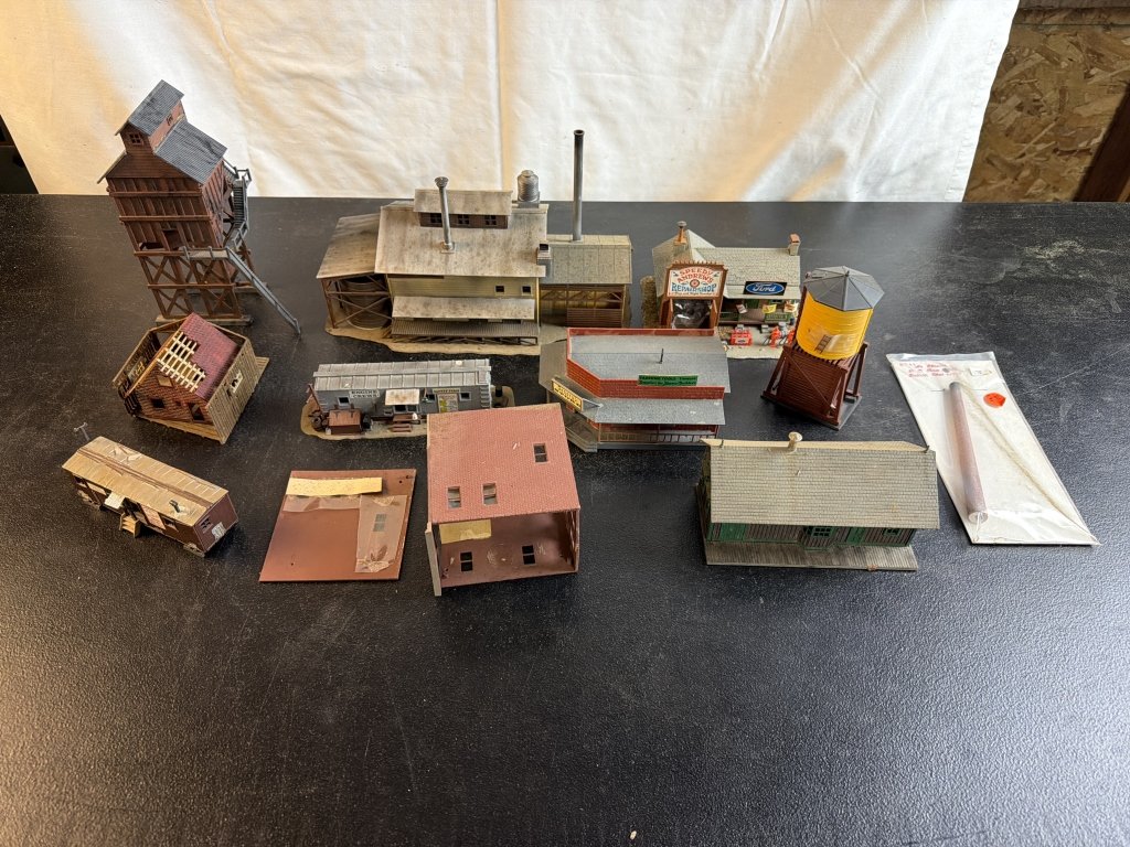 Property photo 54 - TIMED ONLINE ONLY PERSONAL PROPERTY AUCTION IN ALLEN COUNTY, INDIANA