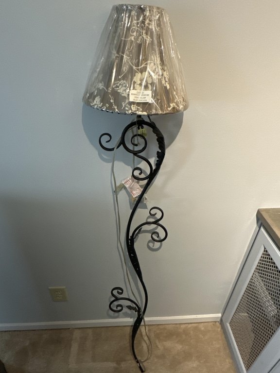 Property photo 208 - TIMED ONLINE ONLY PERSONAL PROPERTY AUCTION IN ALLEN COUNTY, INDIANA