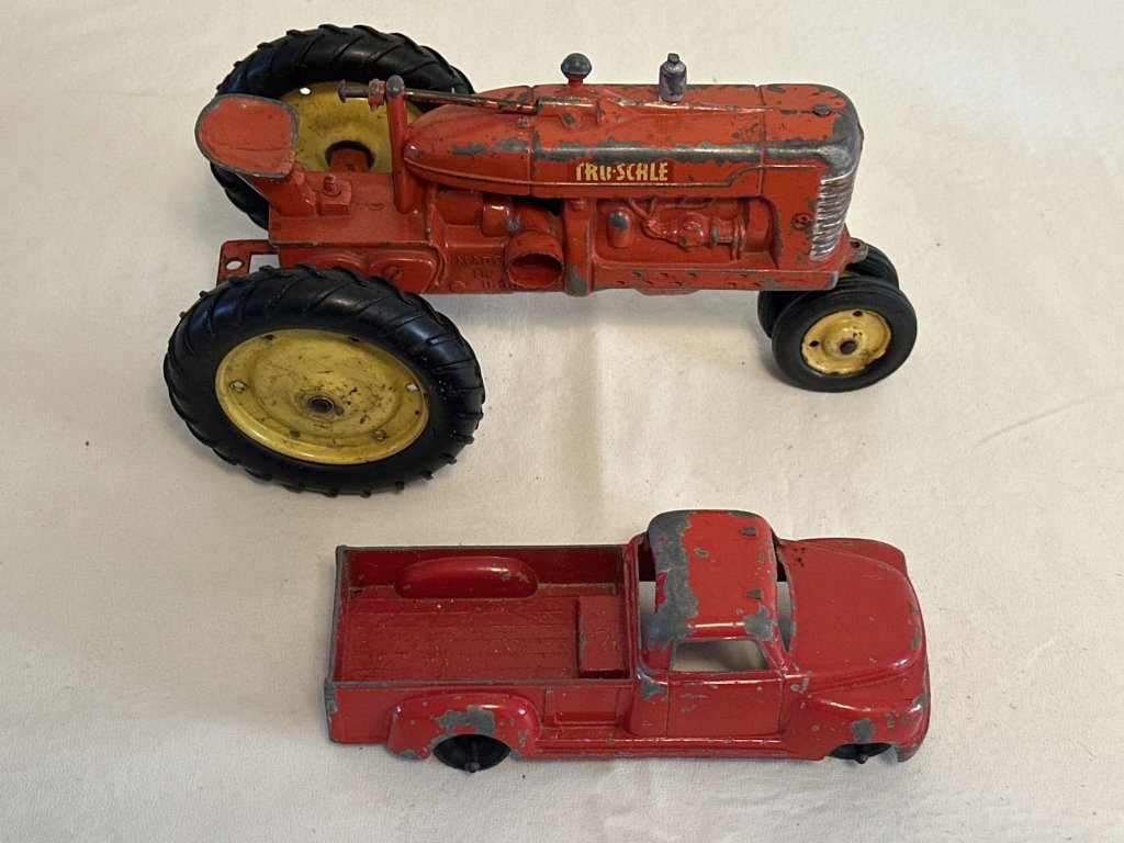 Property photo 211 - TIMED ONLINE ONLY PERSONAL PROPERTY AUCTION IN ALLEN COUNTY, INDIANA