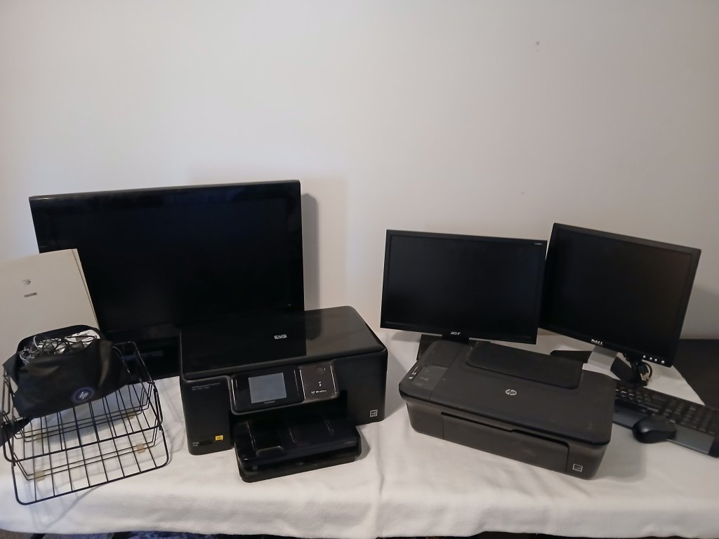 Property photo 251 - TIMED ONLINE ONLY PERSONAL PROPERTY AUCTION IN ALLEN COUNTY, INDIANA