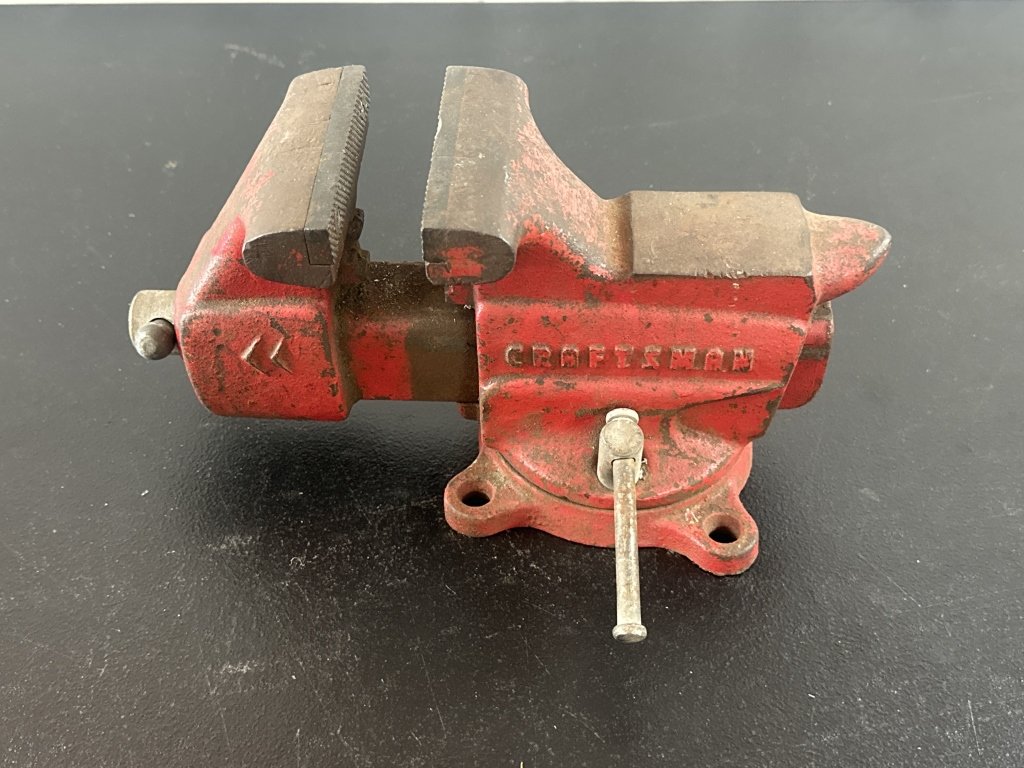 Property photo 401 - TIMED ONLINE ONLY PERSONAL PROPERTY AUCTION IN ALLEN COUNTY, INDIANA
