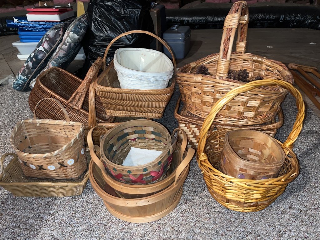 Property photo 301 - TIMED ONLINE ONLY PERSONAL PROPERTY AUCTION IN ALLEN COUNTY, INDIANA