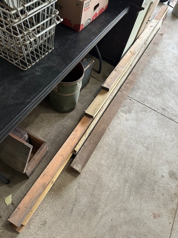 Property photo 401 - TIMED ONLINE ONLY PERSONAL PROPERTY AUCTION IN ALLEN COUNTY, INDIANA