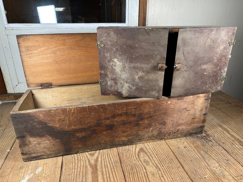 Property photo 404 - TIMED ONLINE ONLY PERSONAL PROPERTY AUCTION IN ALLEN COUNTY, INDIANA