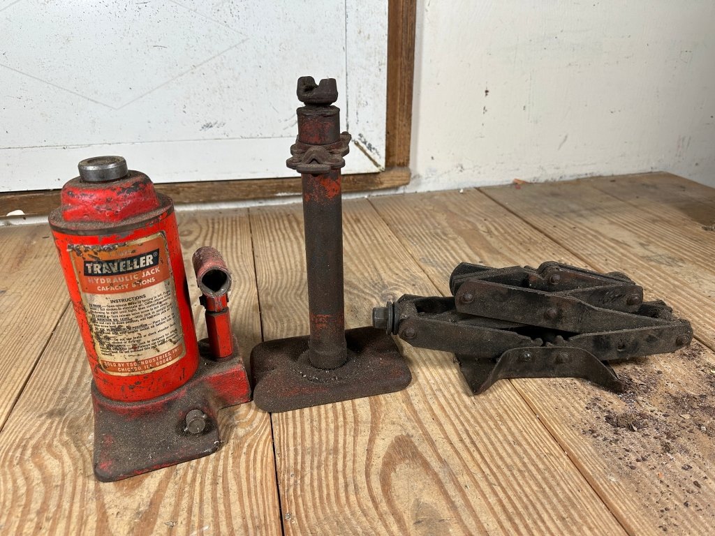Property photo 409 - TIMED ONLINE ONLY PERSONAL PROPERTY AUCTION IN ALLEN COUNTY, INDIANA