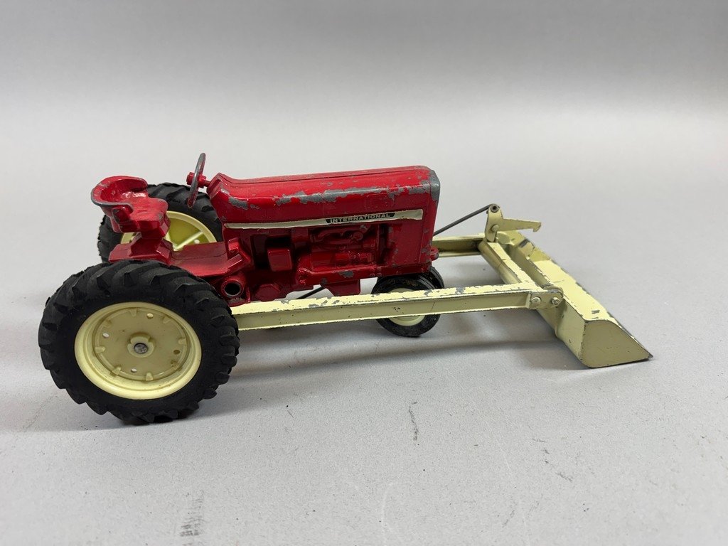 Property photo 259 - TIMED ONLINE ONLY PERSONAL PROPERTY AUCTION IN ALLEN COUNTY, INDIANA