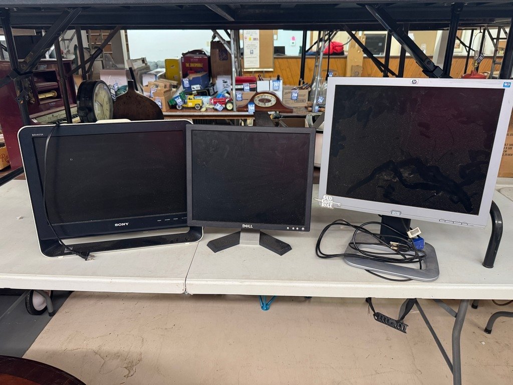 Property photo 402 - TIMED ONLINE ONLY PERSONAL PROPERTY AUCTION IN ALLEN COUNTY, INDIANA