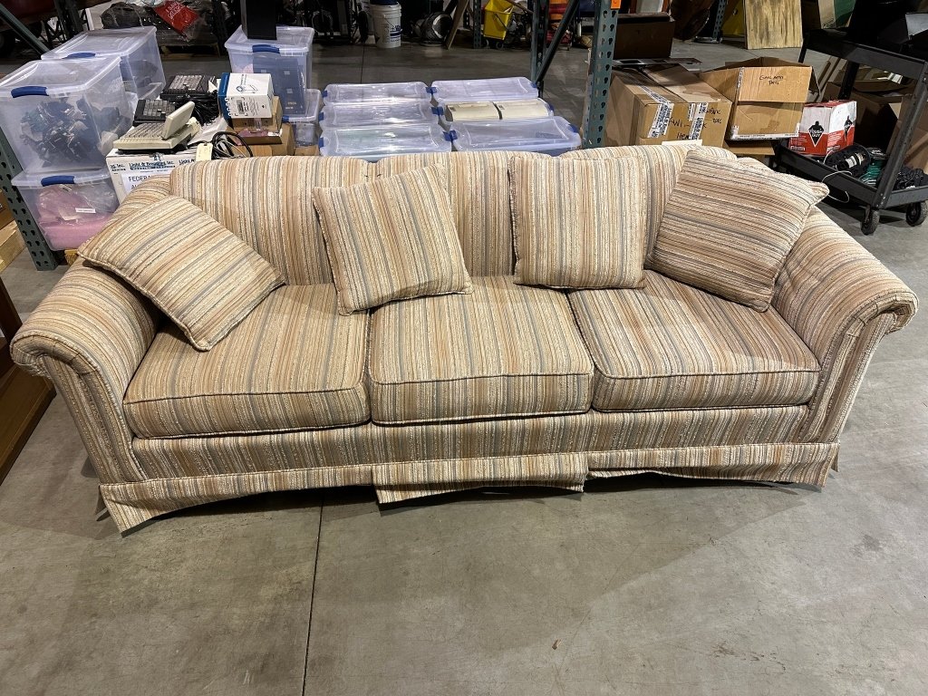 Property photo 210 - TIMED ONLINE ONLY PERSONAL PROPERTY AUCTION IN ALLEN COUNTY, INDIANA