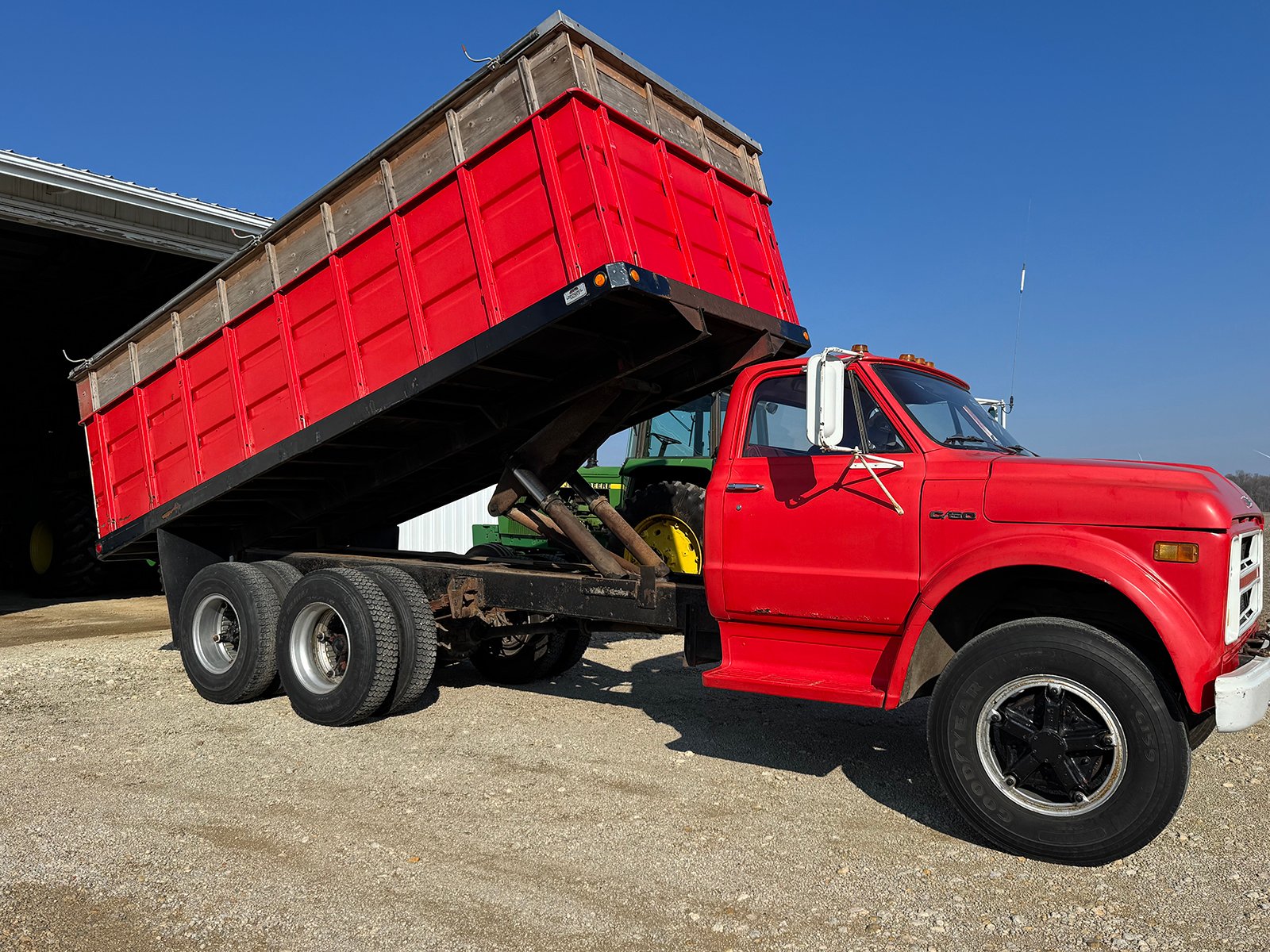 Property photo 4 - PERSONAL PROPERTY AUCTION IN RANDOLPH COUNTY, INDIANA