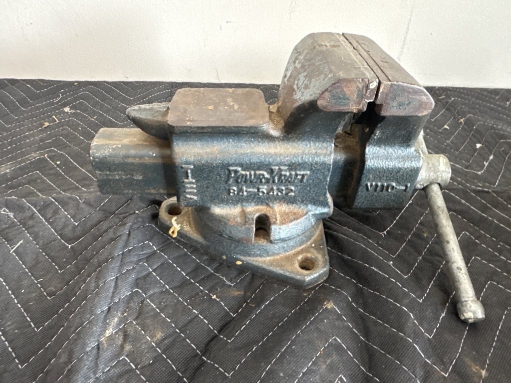 Property photo 319 - TIMED ONLINE ONLY PERSONAL PROPERTY AUCTION IN ALLEN COUNTY, INDIANA