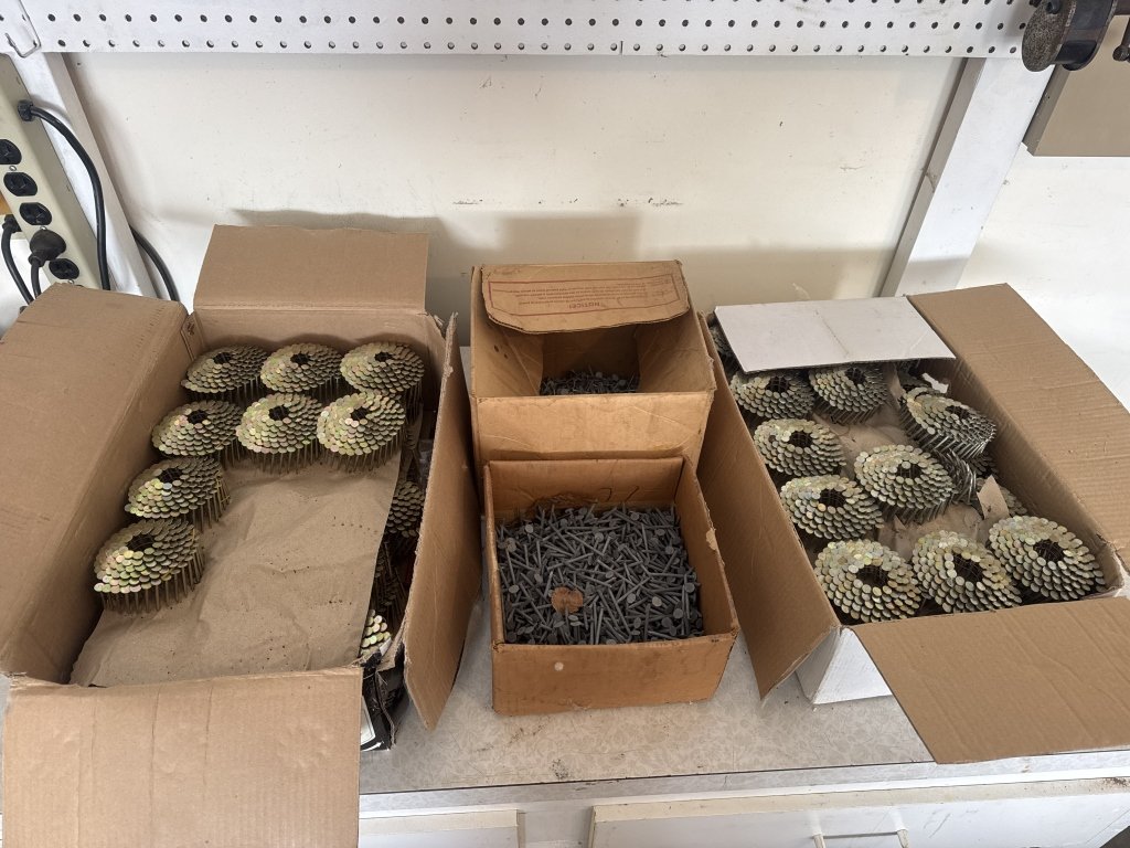Property photo 323 - TIMED ONLINE ONLY PERSONAL PROPERTY AUCTION IN ALLEN COUNTY, INDIANA