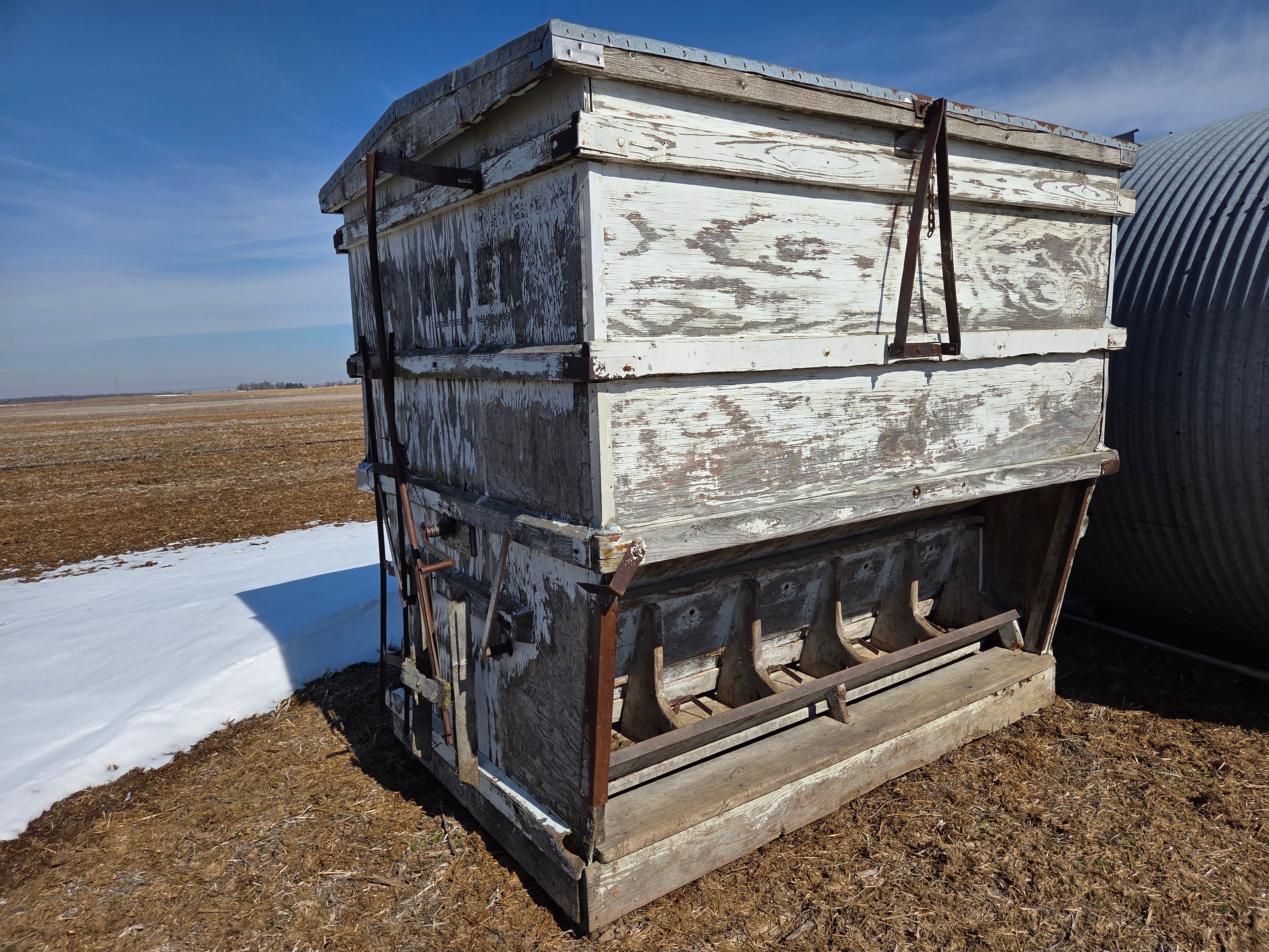 Property photo 128 - TIMED ONLINE ONLY FARM EQUIPMENT AUCTION IN LAGRANGE COUNTY, INDIANA