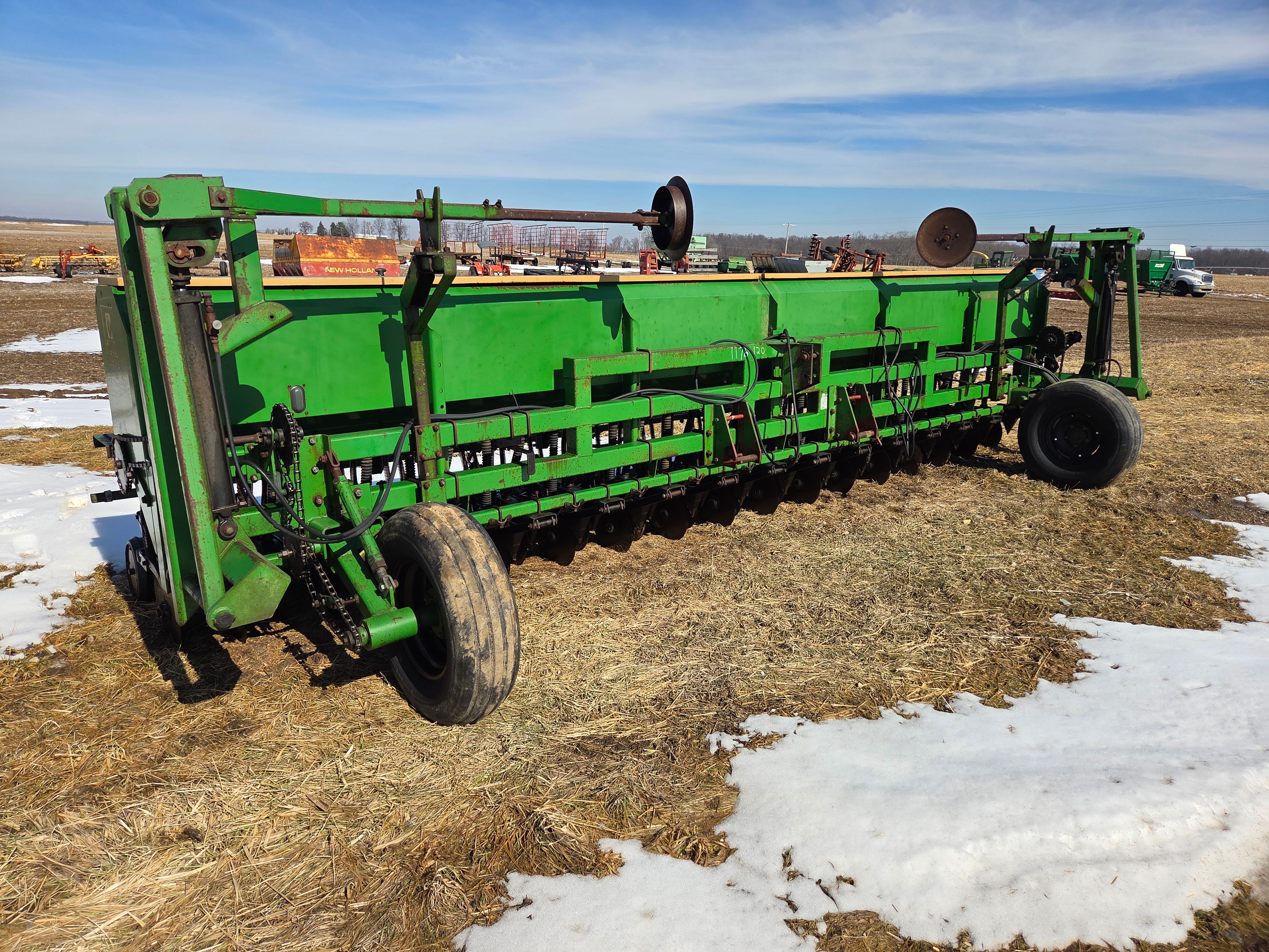 Property photo 88 - TIMED ONLINE ONLY FARM EQUIPMENT AUCTION IN LAGRANGE COUNTY, INDIANA