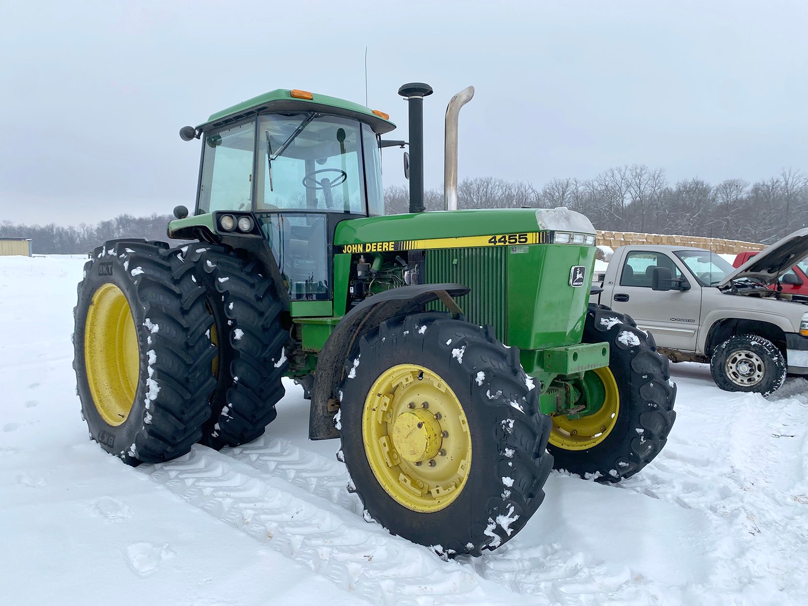 Property photo 2 - TIMED ONLINE ONLY FARM EQUIPMENT AUCTION IN LAGRANGE COUNTY, INDIANA