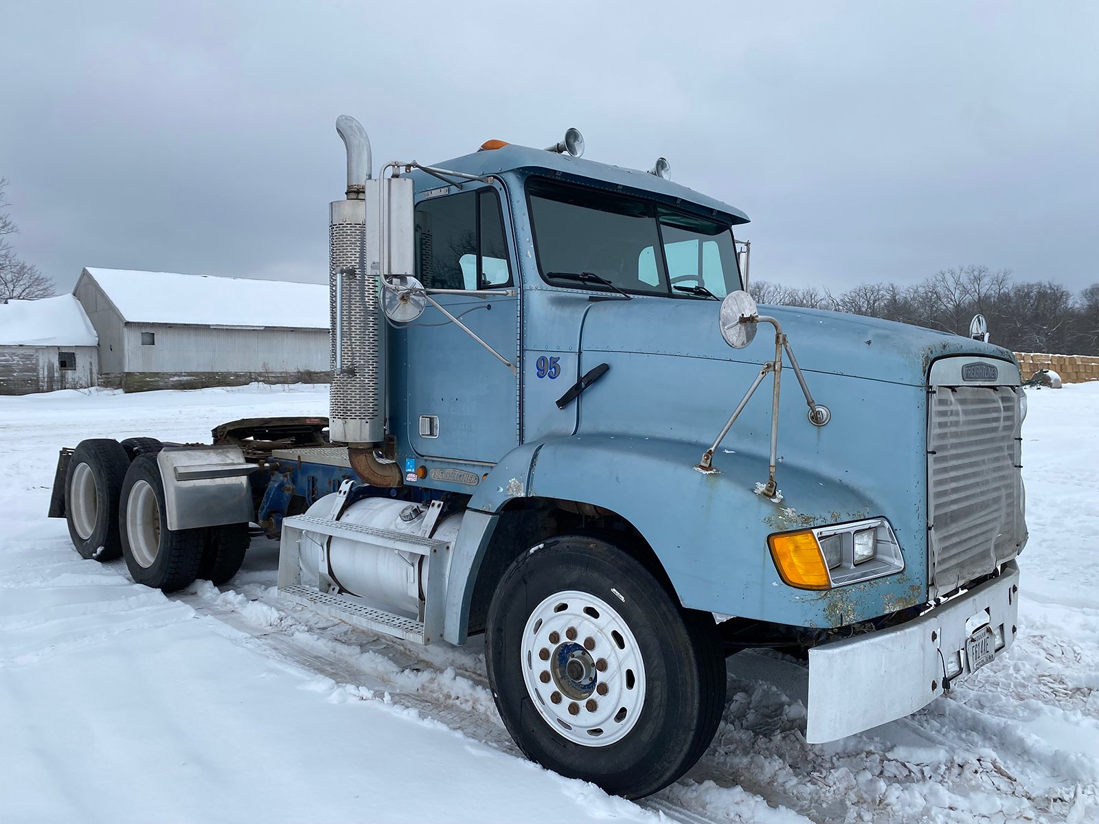 Property photo 16 - TIMED ONLINE ONLY FARM EQUIPMENT AUCTION IN LAGRANGE COUNTY, INDIANA