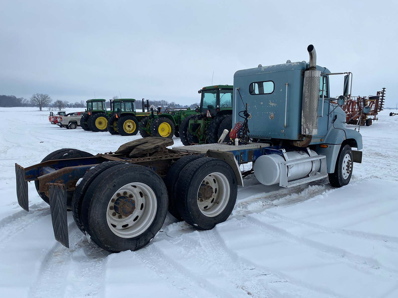 Property photo 17 - TIMED ONLINE ONLY FARM EQUIPMENT AUCTION IN LAGRANGE COUNTY, INDIANA