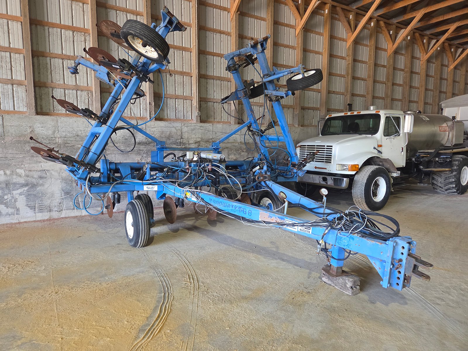 Property photo 50 - VIRTUAL LARGE FARM EQUIPMENT AUCTION