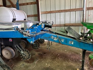 Property photo 21 - FARM EQUIPMENT AUCTION IN ELKHART COUNTY, INDIANA