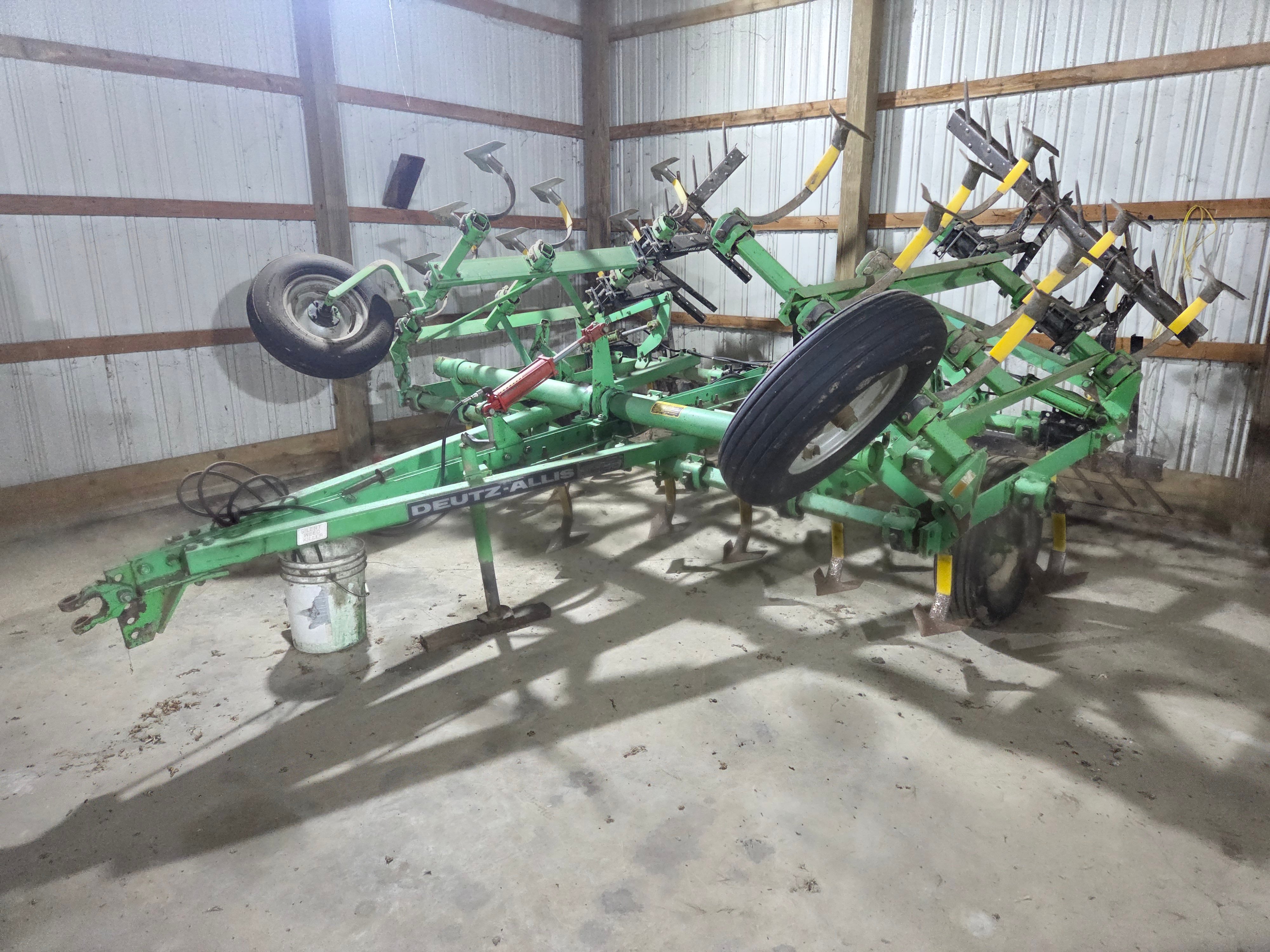 Property photo 13 - FARM EQUIPMENT AUCTION IN NOBLE COUNTY, INDIANA