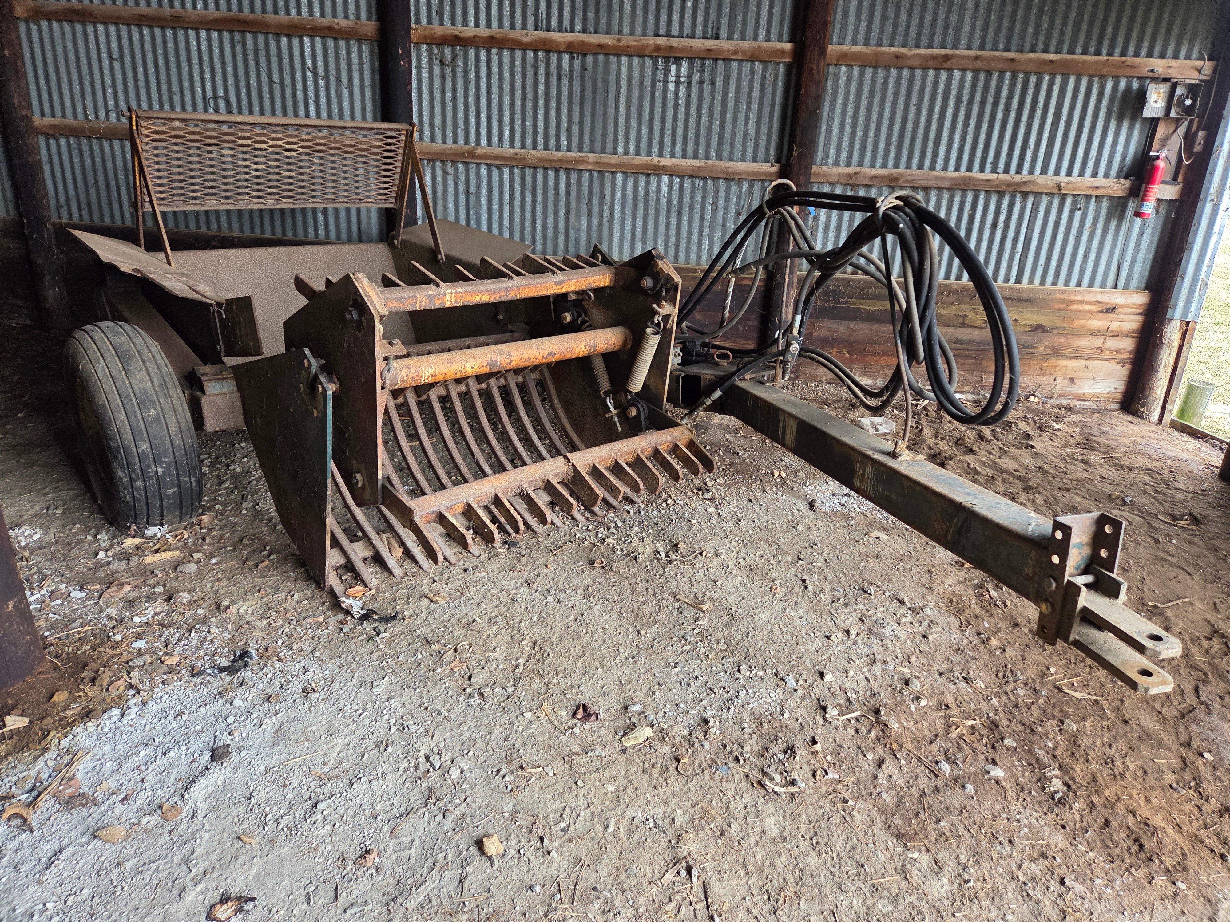 Property photo 18 - FARM EQUIPMENT AUCTION IN NOBLE COUNTY, INDIANA