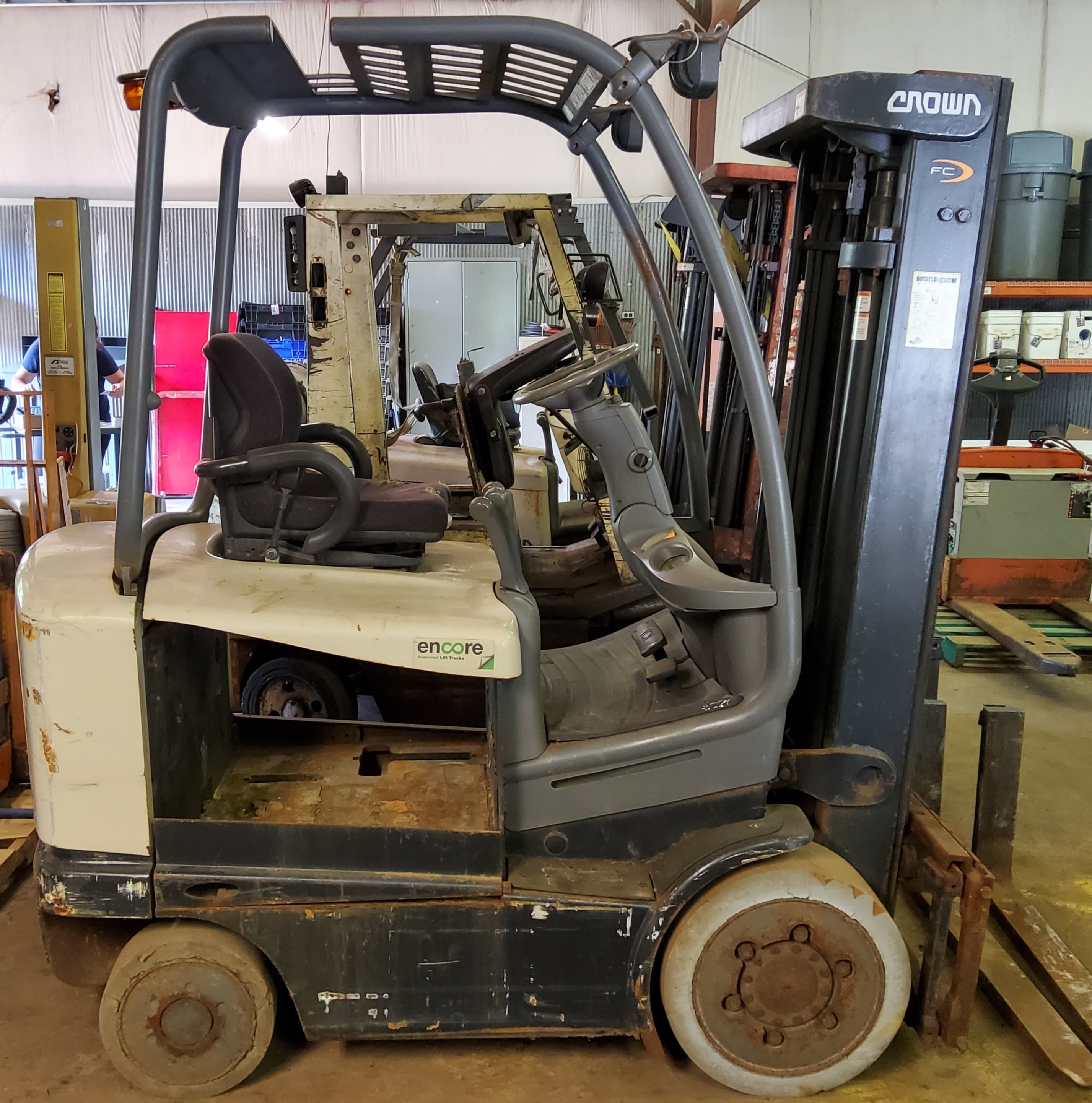 Property photo 60 - TIMED ONLINE ONLY PERSONAL PROPERTY AUCTION IN WHITLEY COUNTY, INDIANA