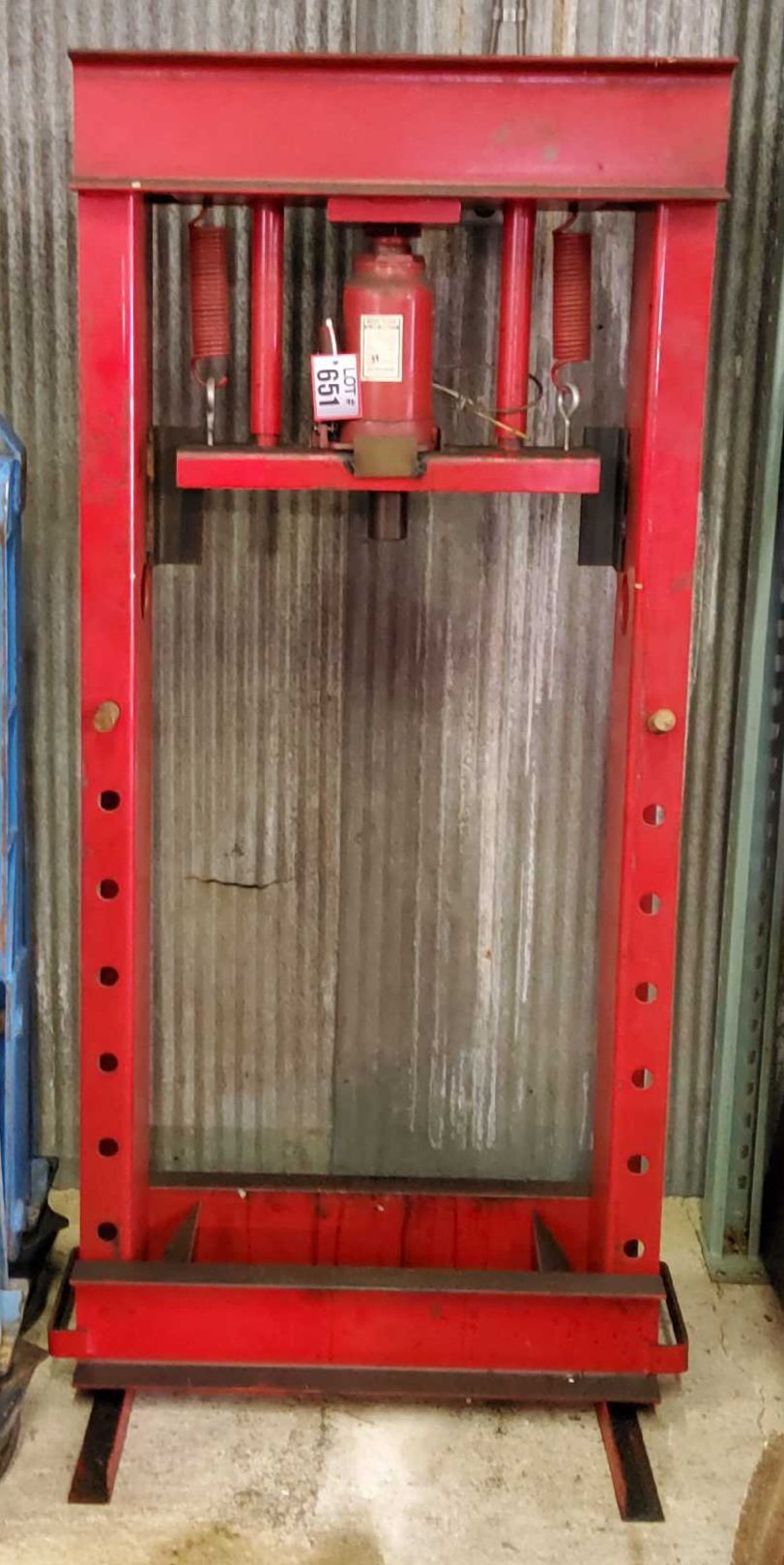Property photo 19 - TIMED ONLINE ONLY PERSONAL PROPERTY AUCTION IN WHITLEY COUNTY, INDIANA