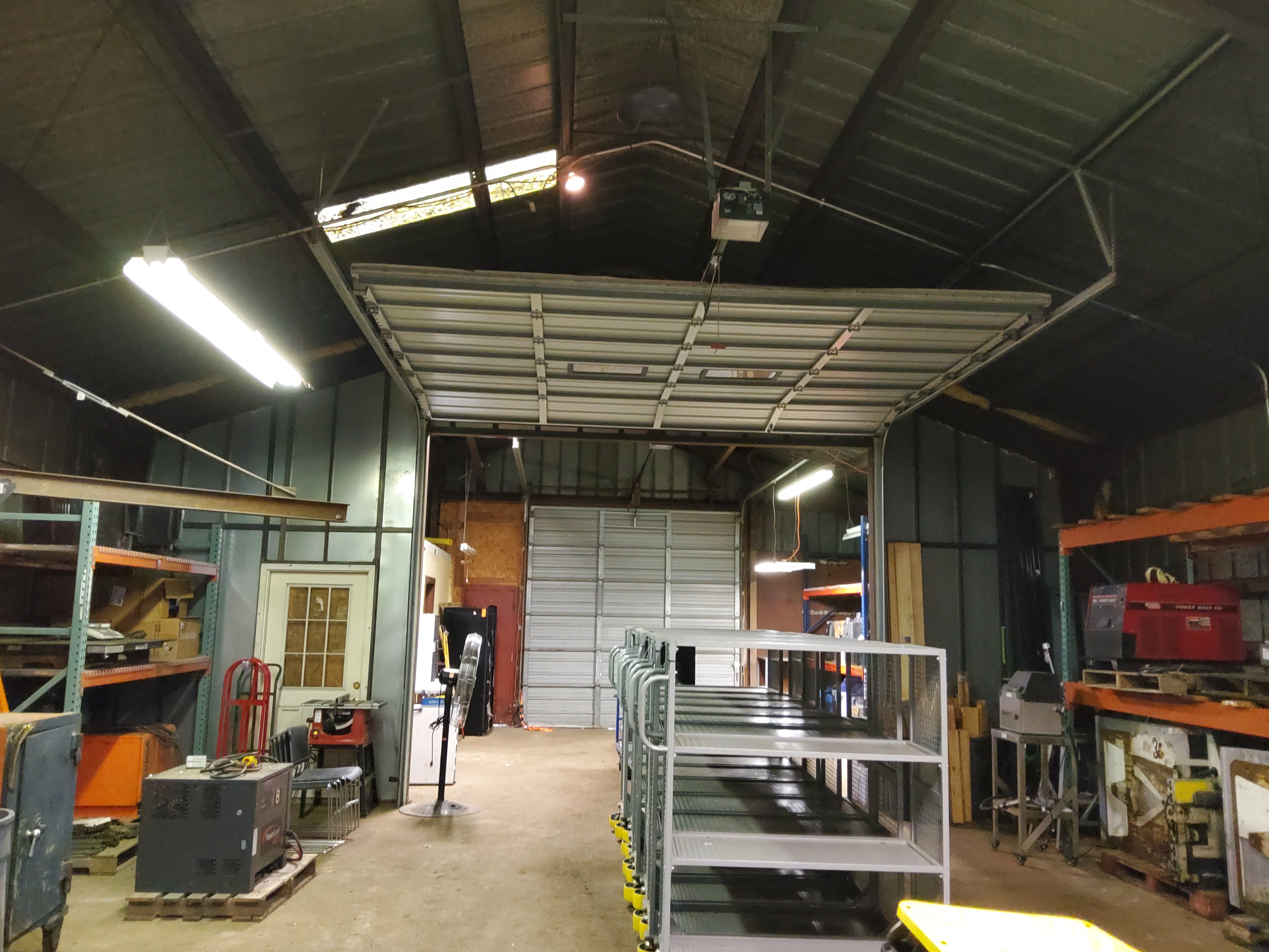 Property photo 36 - TIMED ONLINE ONLY PERSONAL PROPERTY AUCTION IN WHITLEY COUNTY, INDIANA