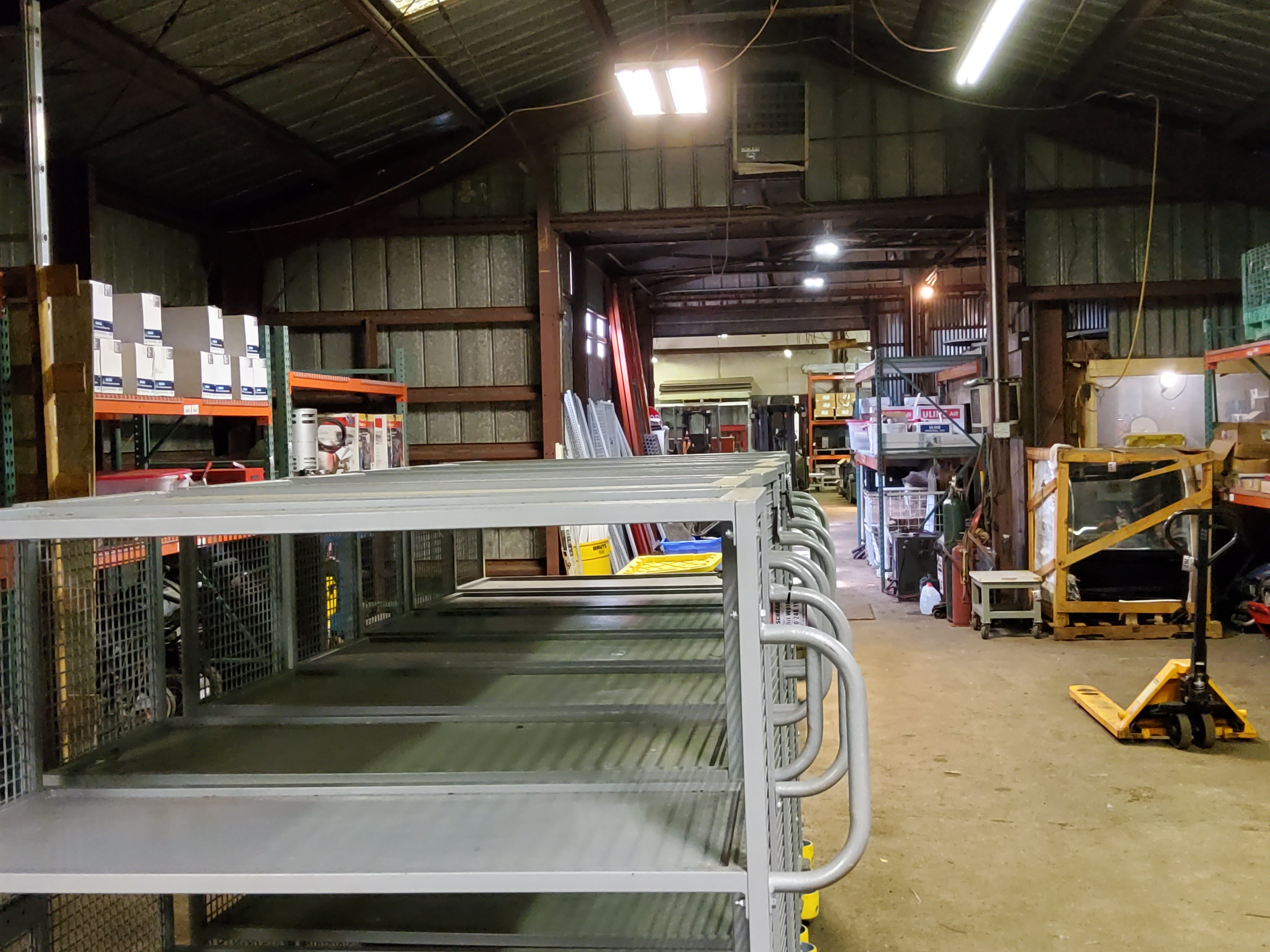 Property photo 32 - TIMED ONLINE ONLY PERSONAL PROPERTY AUCTION IN WHITLEY COUNTY, INDIANA