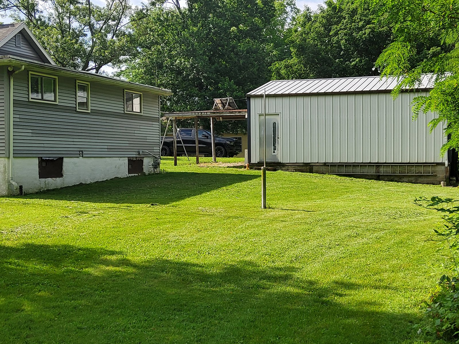 Property photo 22 - TIMED ONLINE ONLY REAL ESTATE AUCTION IN HUNTINGTON COUNTY, INDIANA