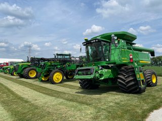 Property photo 11 - PREMIER RETIREMENT FARM EQUIPMENT AUCTION IN WAYNE COUNTY, INDIANA