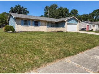Tract 1 - REAL ESTATE AUCTION - 3 HOMES IN ALLEN COUNTY, INDIANA